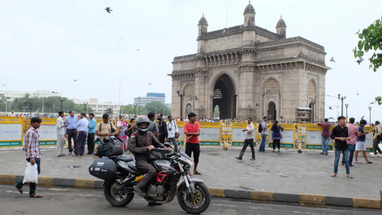 Mumbai, Kota Super Sibuk yang Tak Punya Tempat Parkir