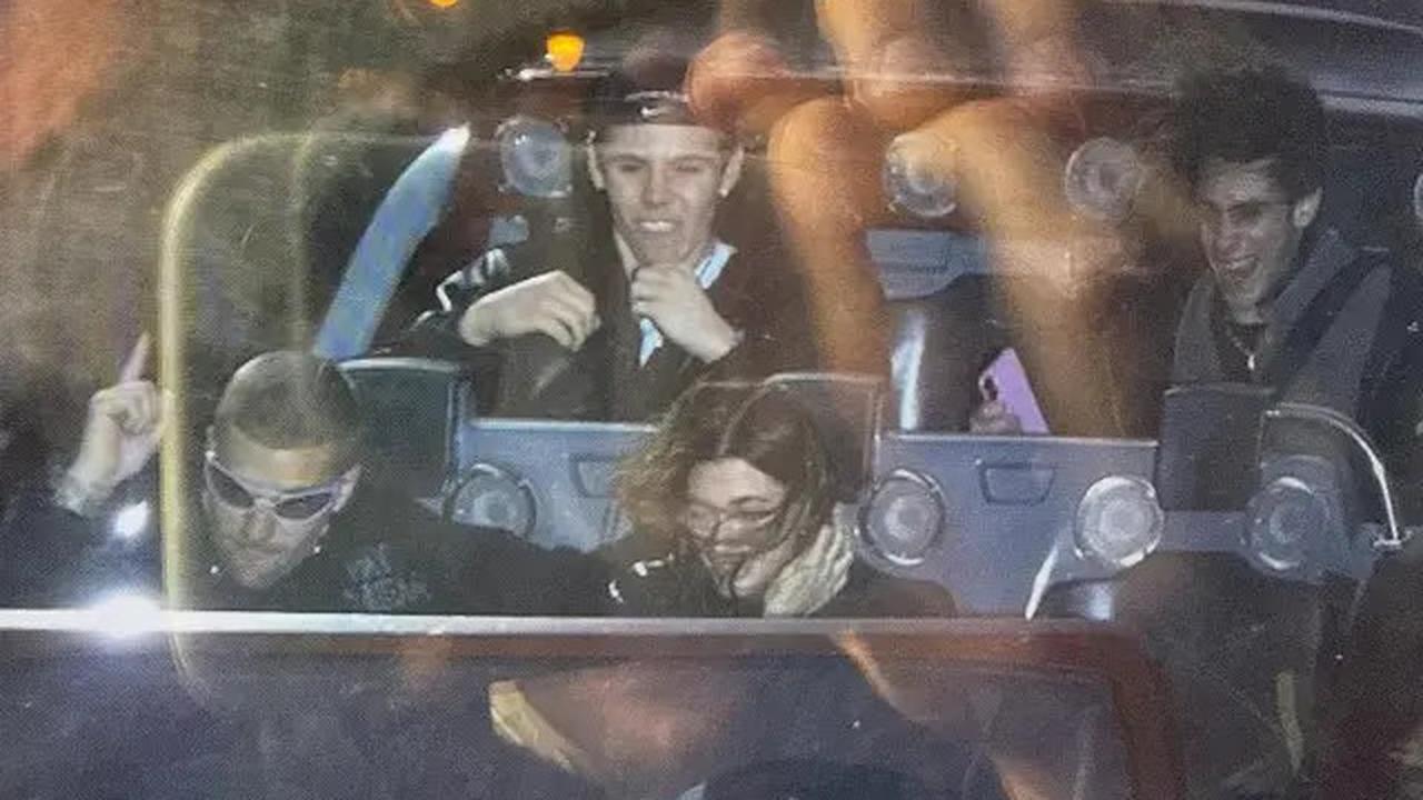 Usai Ungkap Soal Keraguan Diri, Justin Bieber dan Hailey Terlihat Habiskan Waktu Bersama di Disneyland