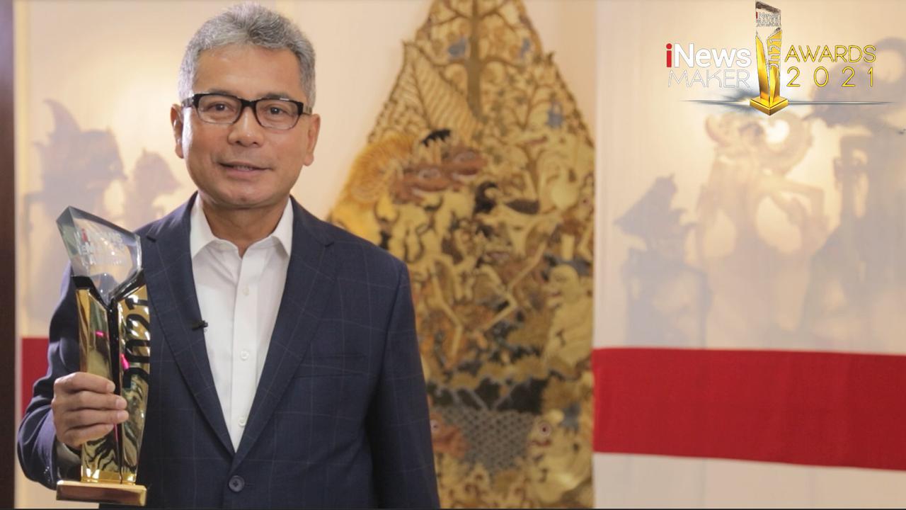 Dirut BRI Sunarso Dinobatkan Sebagai The Best CEO di Ajang iNews Maker Awards 2021