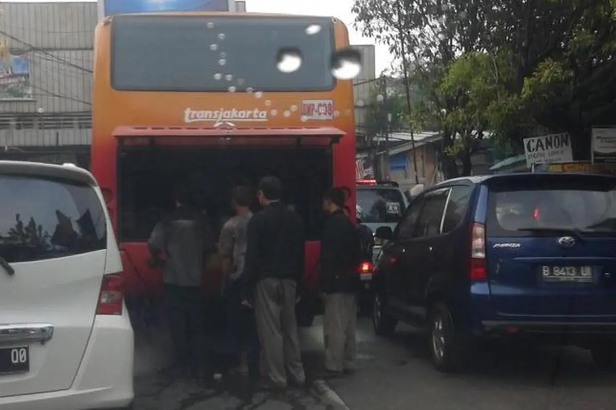 Kecelakaan dan Kendaraan Mogok Warnai Kemacetan Jakarta Pagi Ini
