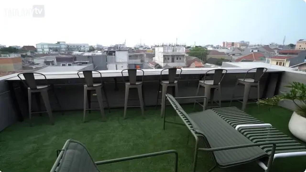 9 Potret Rumah Ahmad Sahroni, Anggota DPR RI yang Dijuluki Crazy Rich Tanjung Priok