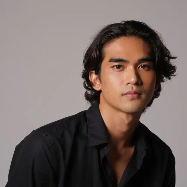 Model Rambut Pria Panjang Belah Tengah/Ilustrasi AI