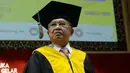 Mantan Wakil Presiden Jusuf Kalla saat penganugerahan gelar doktor kehormatan (Dr. Honoris Causa), di Universitas Negeri Padang (UNP), Kamis (5/12/2019). Jusuf Kalla menerima anugerah doktor honoris causa (DR HC) di bidang penjamin mutu pendidikan. (FOTO: Tim Media JK)