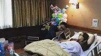 Belum Bisa Pulang, Cynthia Lamusu Beri Pelukan Sayang pada Anak