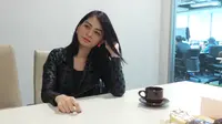 Cerita Tiwi Eks T2 Ajarkan Suami Berpuasa