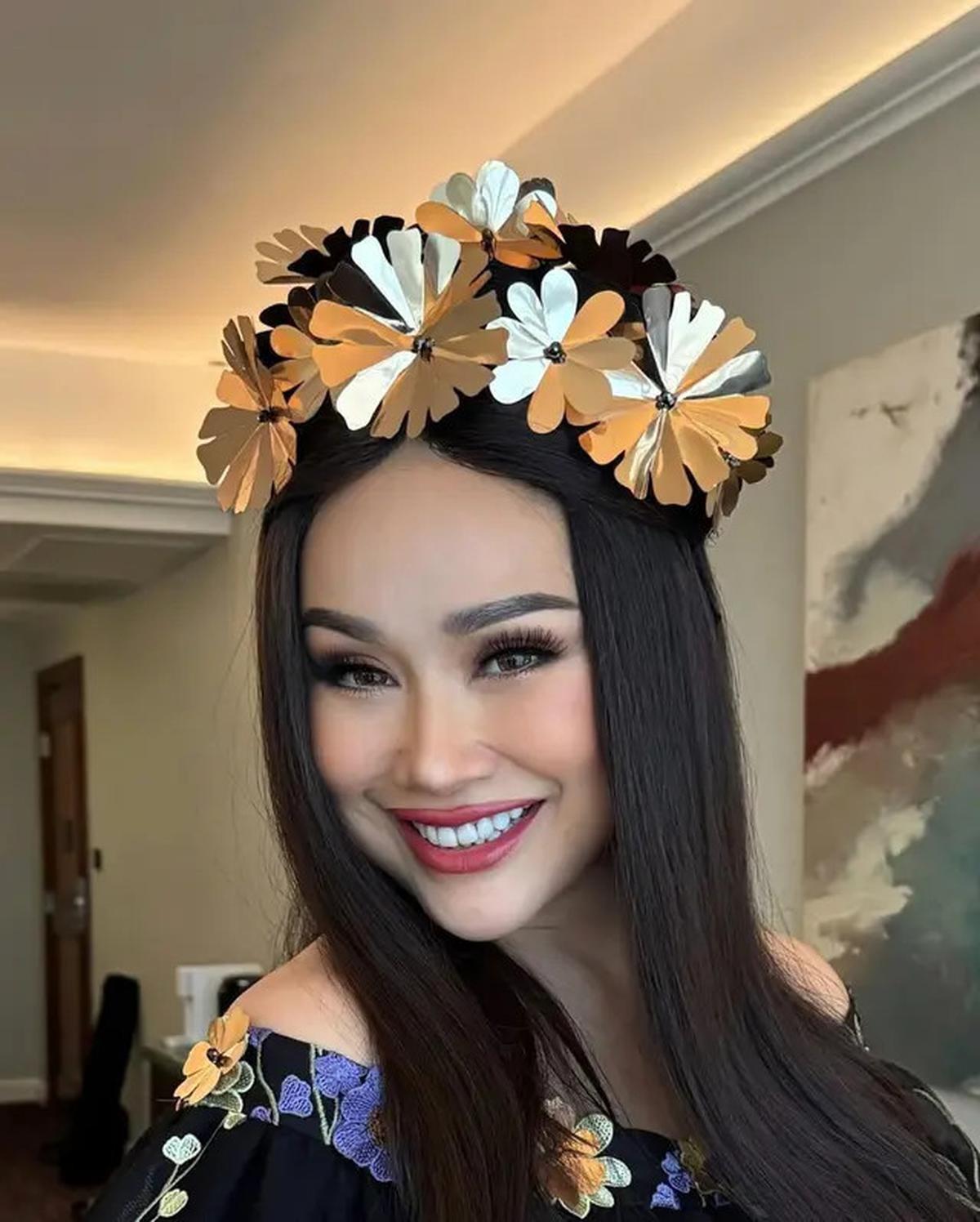 10 Model Rambut Panjang Lurus Ala Titi DJ, Inspirasi Gaya Elegan dan Menawan