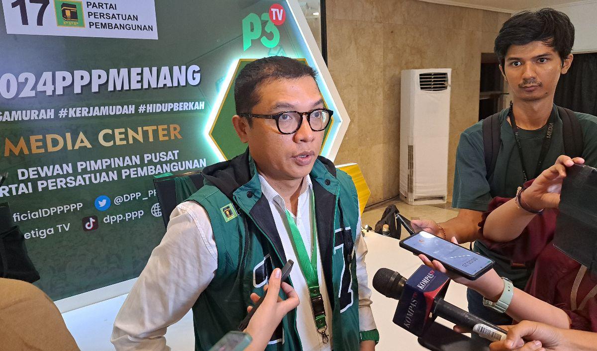 Lebih lanjut, Awiek pun yakin sia-pa pun tokoh yang berpasangan dengan Taj Yasin bakal menang di Pilkada Jawa Tengah.
