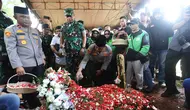 Setahun Berlalu, Makam Affan Kurniawan Tak Sepenuhnya Sepi