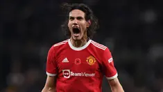 Liga Italia Serie A dari muism ke musim senantiasa dipenuhi para striker tajam dari berbagai negara. Ketajaman mereka bahkan menjadi rekor hingga kini, seperti rekor hattrick terbanyak. Berikut 5 pemain dengan koleksi hattrick terbanyak di Serie A. (AFP/Glyn Kirk)