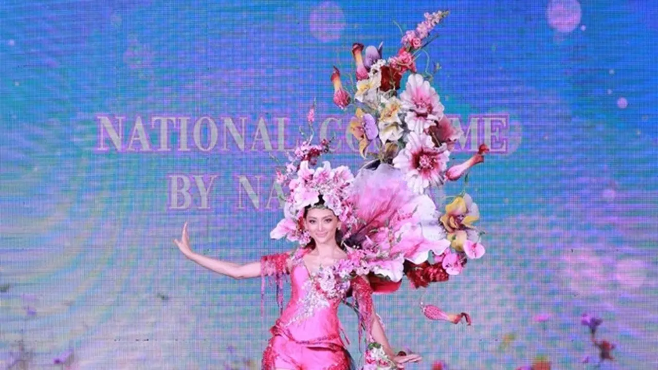 7 Pesona Adinda Cresheilla dengan Berbagai Kostum untuk Miss Supranational 2022
