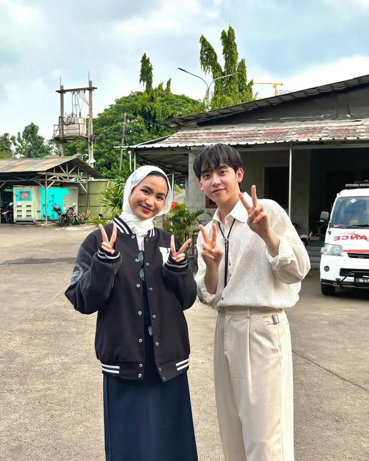 8 Inspirasi Outfit Kuliah ala Xaviera Putri yang Menarik Perhatian