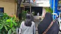 Remaja Perempuan Jadi Korban Bullying Sambil Live Streaming di Depok