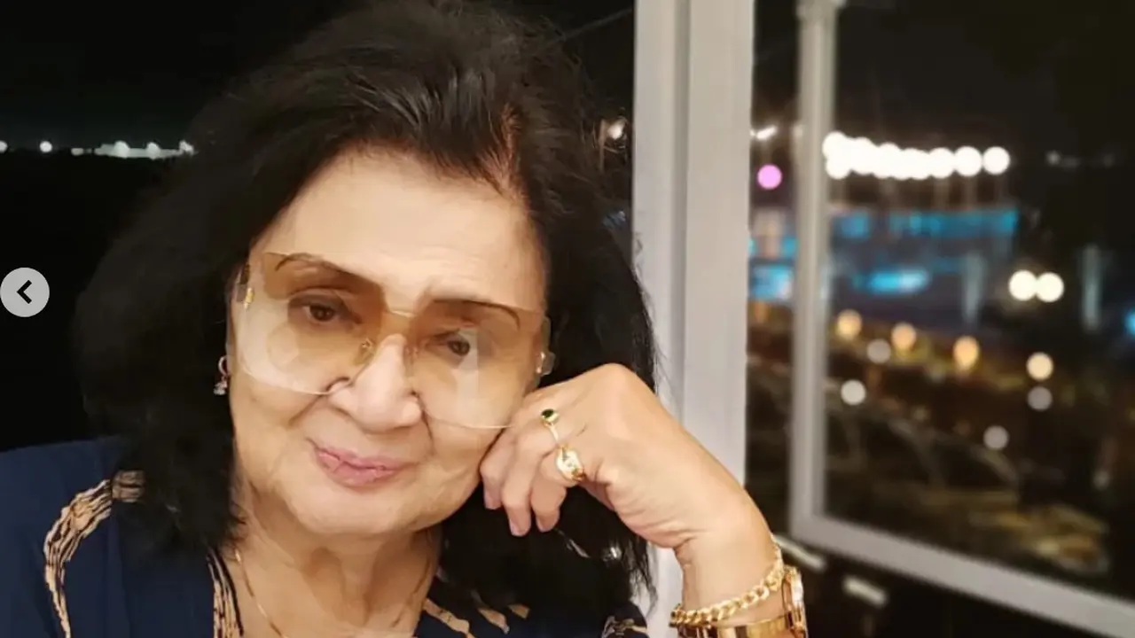 Yurike Sanger Istri Ketujuh Presiden Soekarno