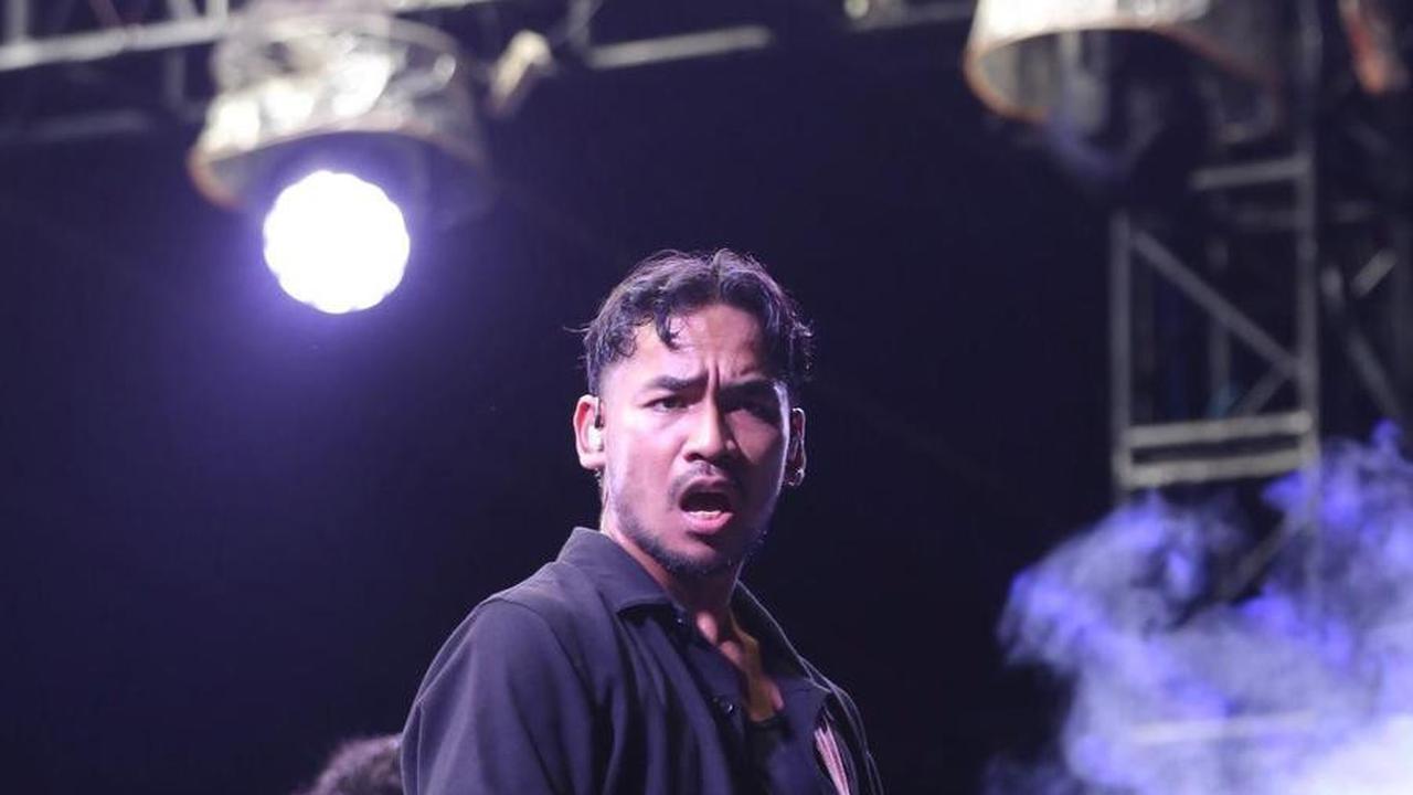 Pecah! 10 Potret .FEAST Gebrak KapanLagi Buka Bareng (KLBB) BRI Festival 2025 - Puluhan Ribu Penonton Membara Nyanyi Bareng