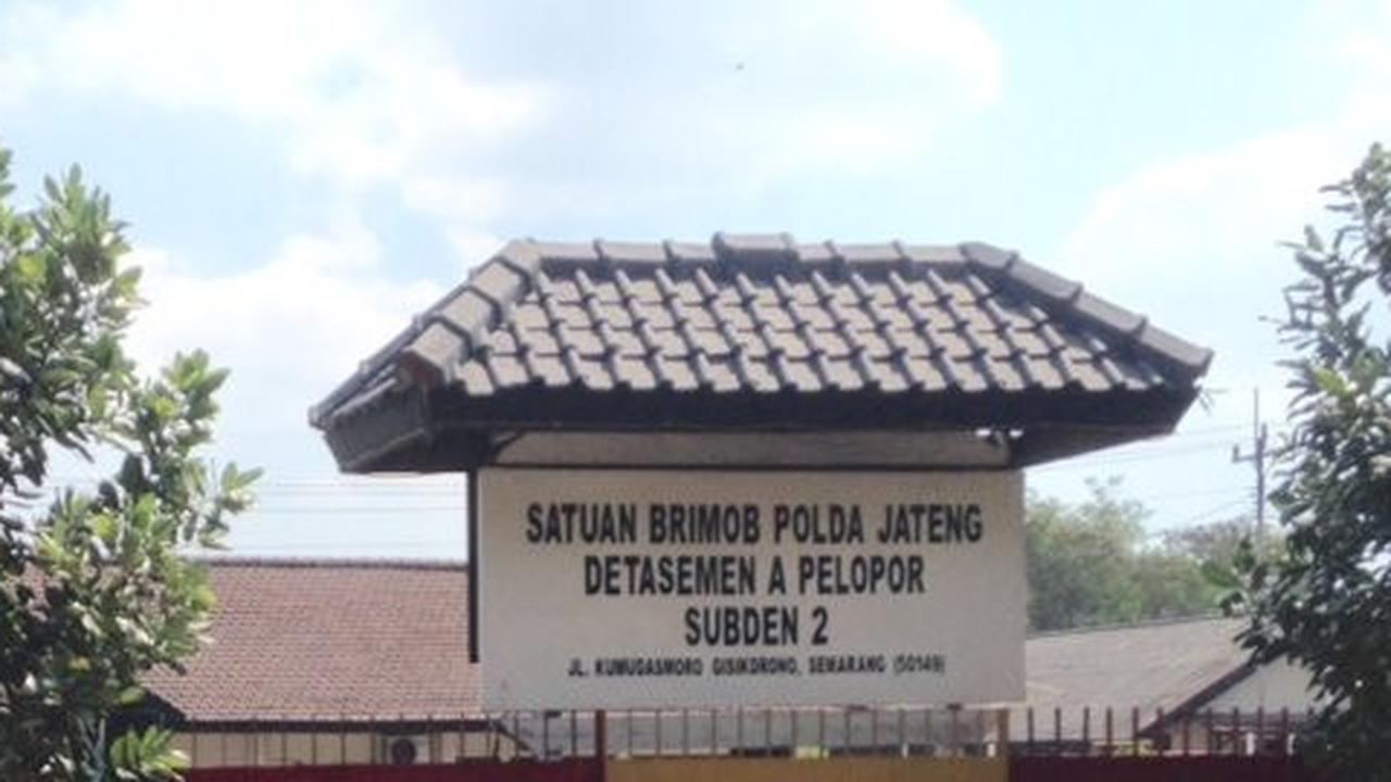 Tentara keroyok Brimob dan bakar motor