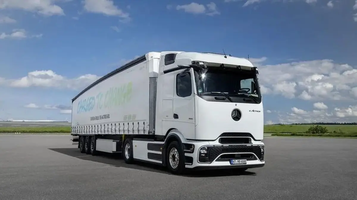 Berita Mercedes-Benz Truck Hari Ini - Kabar Terbaru Terkini | Liputan6.com