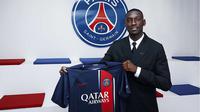 PSG mendapatkan Randal Kolo Muani dari Eintracht Frankfurt dengan nilai transfer 95 juta euro. Pemain asal Prancis ini terikat kontrak selama 5 tahun hingga 30 Juni 2028. (en.psg.fr)