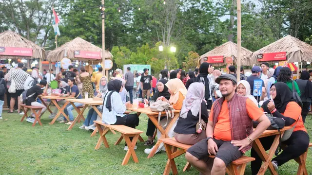 Ragam Aktivitas Seru di Candi Prambanan Selama Libur Lebaran 2024, Salah Satunya Belajar Membaca Weton
