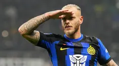 Pemain Inter Milan Federico Dimarco melakukan selebrasi usai mencetak gol ke gawang Udinese pada pertandingan sepak bola Serie A Liga Italia di Stadion San Siro, Milan, Italia, Sabtu (9/12/2023). (AP Photo/Antonio Calanni)