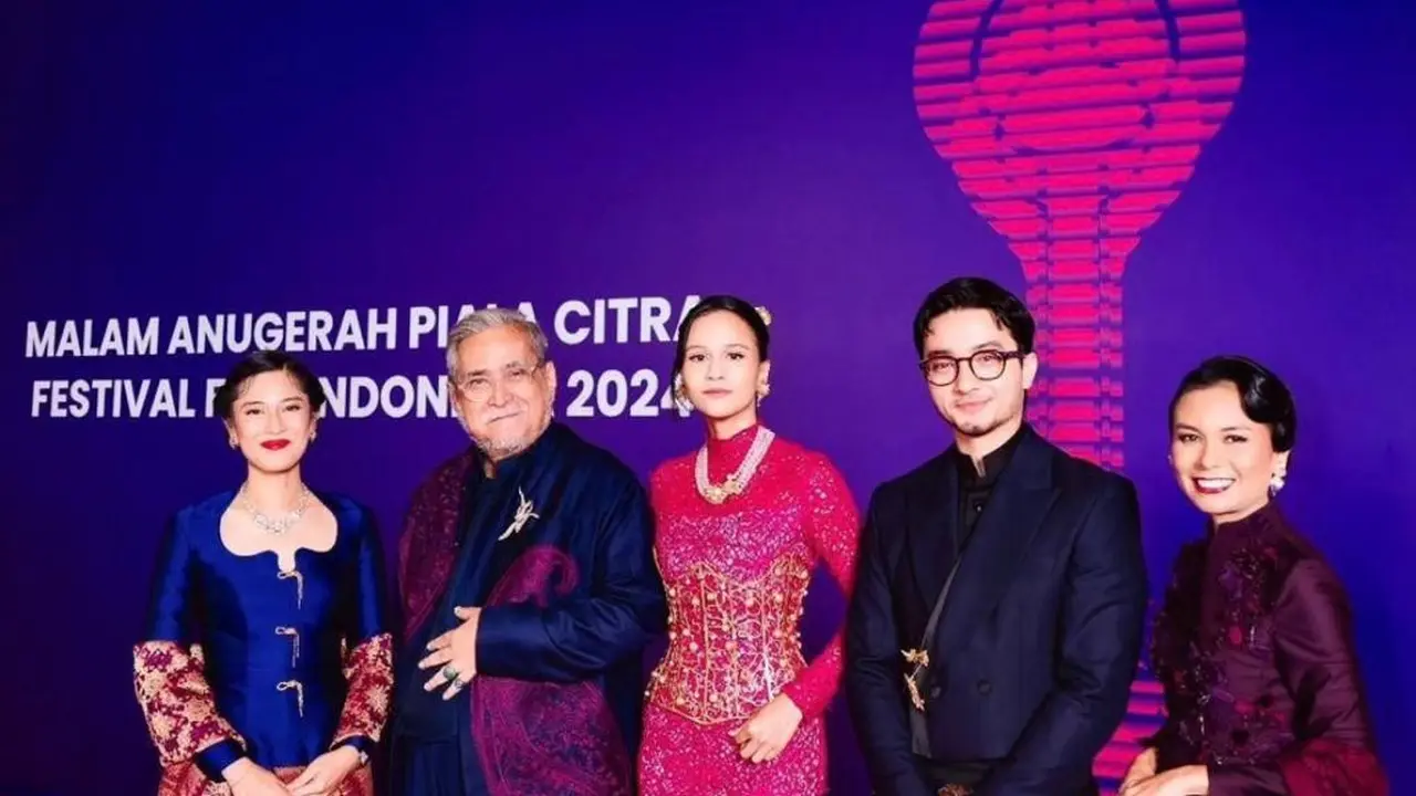 10 Gaya Memukau Artis dengan Busana Nusantara di FFI 2024, Dian Sastrowardoyo, Lutesha, hingga Wulan Guritno