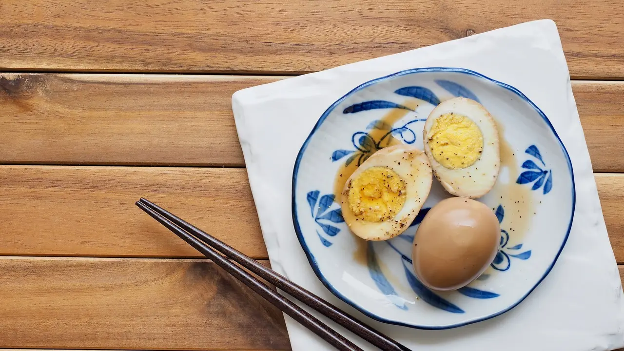 telur kecap asin