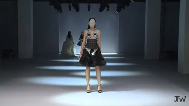 Mendadak Rindu Barli Asmara di Panggung Jakarta Fashion Week 2021