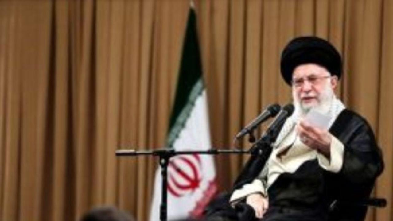 Iran Umumkan Masa Berkabung 40 Hari Usai Pemimpin Tertinggi Khamenei Syahid dalam Serangan Israel-AS