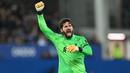 Alisson Becker. Kiper Brasil berusia 29 tahun ini didatangkan Liverpool dari AS Roma pada awal 2018/2019 senilai 62,5 juta euro. Kedatangannya adalah reaksi atas menurunnya performa Simon Mignolet dan Loris Karius. Hingga kini performa Alisson Becker makin ciamik bersama The Reds. (AFP/Paul Ellis)