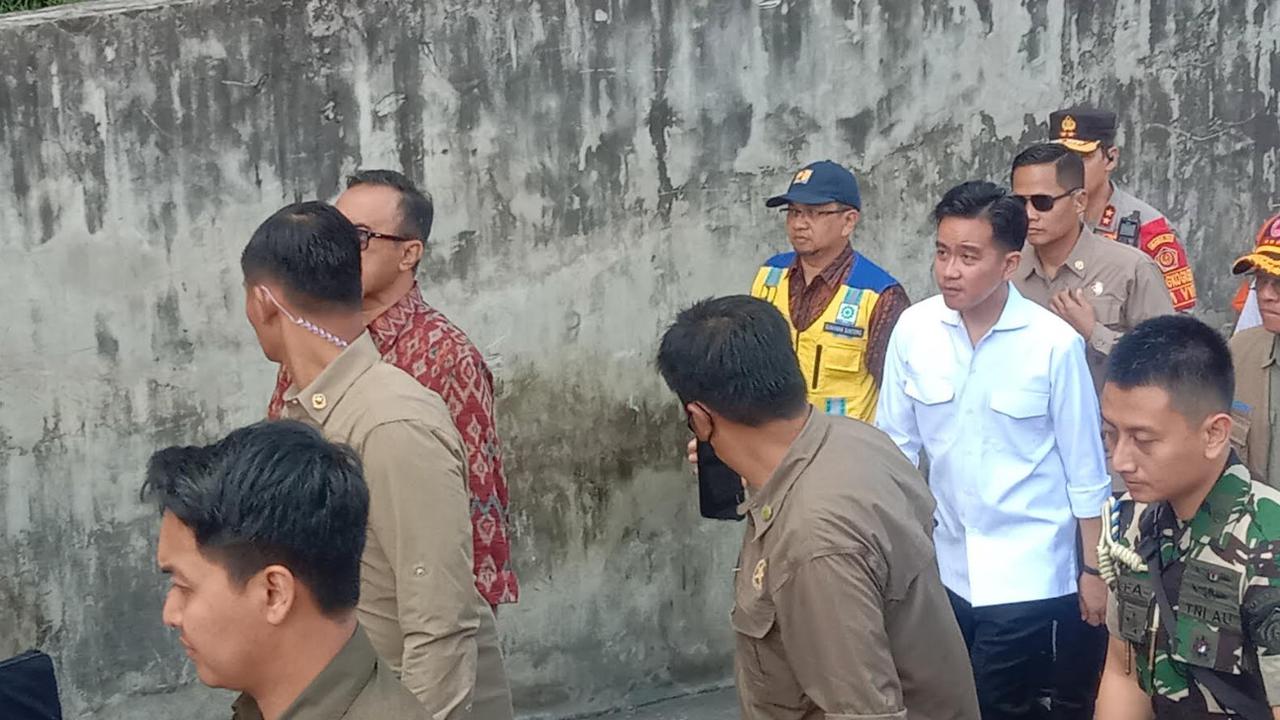 Kunjungi Pasar Badung Usai Banjir Bali, Wapres Gibran: Fasilitas Umum Semuanya Harus Segera Diperbaiki