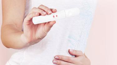 Beberapa Tanda Anda Hamil Anak Kembar Part 1 Parenting Fimela Com