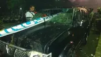 Jakmania Bentrok di GBK, Mobil Dinas Polisi Jadi Sasaran