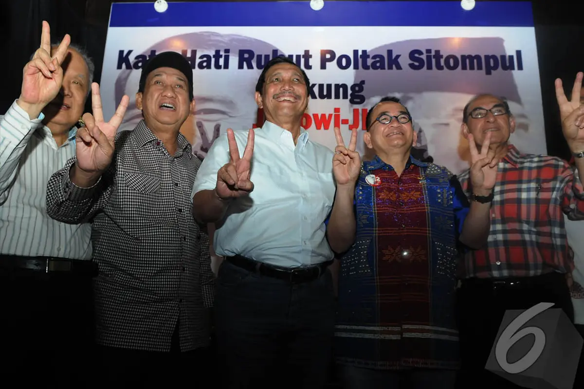 Ruhut Sitompul Berbalik Dukung Jokowi