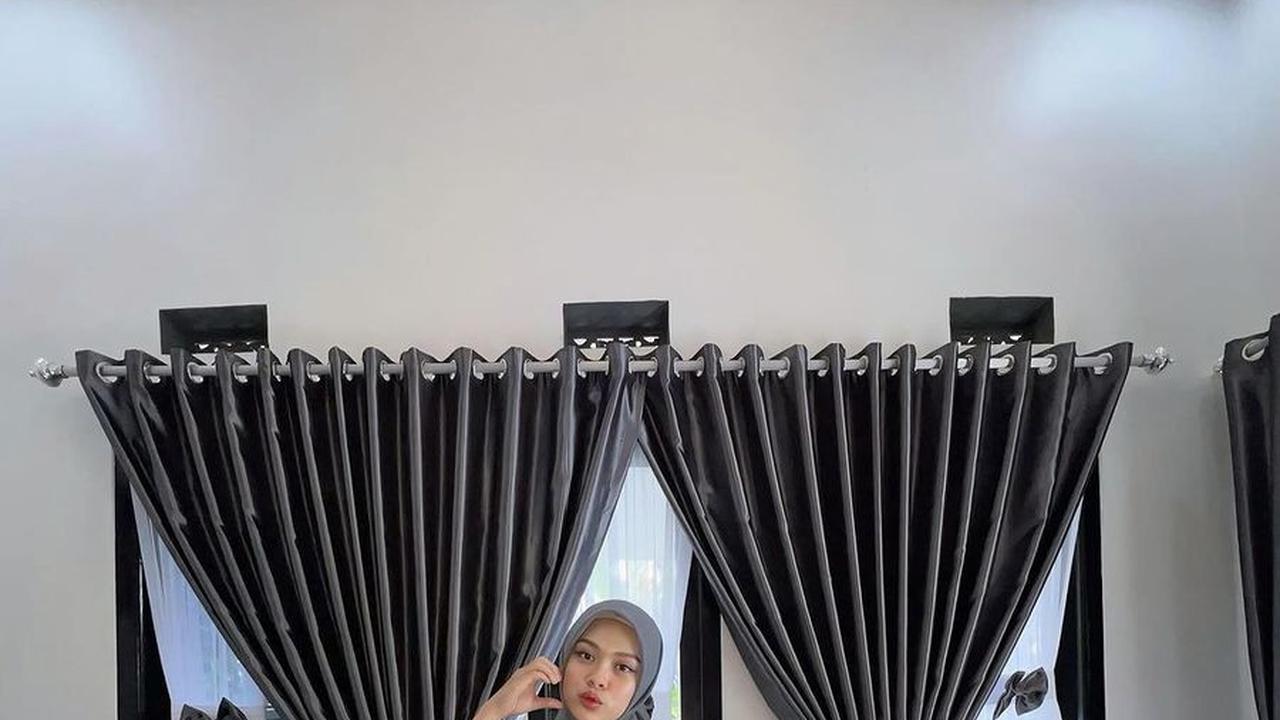 Melly Tetap Berikan Ucapkan Selamat Idul Fitri Untuk Penggemar
