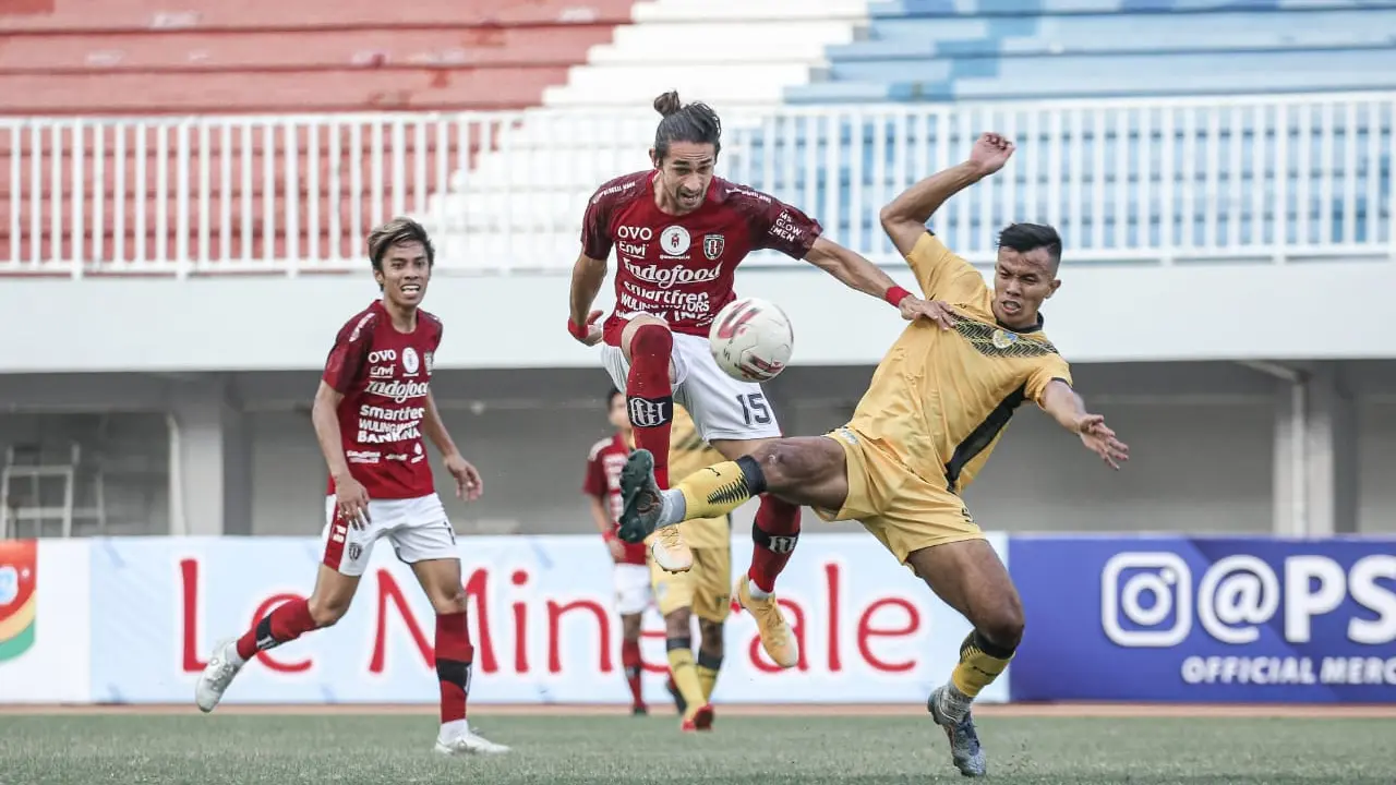 Ditahan Imbang PSIM Yogyakarta, Pemain Bali United Dapat Kartu Merah