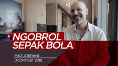 Berita video wawancara komedian asal Amerika Serikat di JICOMFEST 2019, Maz Jobrani, membahas sepak bola dunia, mulai dari Lionel Messi hingga pemain-pemain timnas Iran.