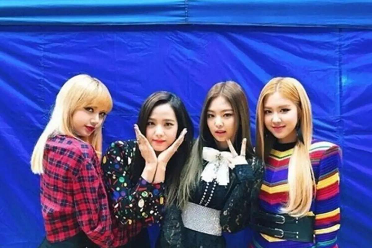 [Bintang] BLACKPINK Ungkap Judul Comeback, Fans Antusias
