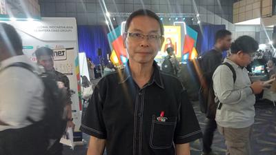 Menolak Slow Living, Semangat Kurniawan Melamar Kerja yang Tak Lekang Usia