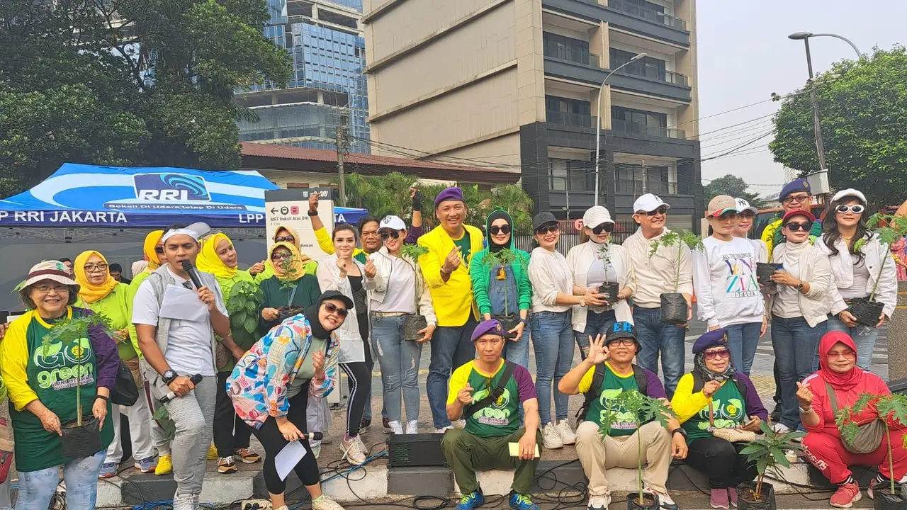 Iluni Menwa UI melakukan sosialisasi kegiatan Go Green Expo di Balairung, Kampus UI Depok 9-10 Desember 2023. (Istimewa)