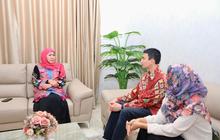 Gubernur Khofifah Sambut Mahasiswa Jatim yang Dievakuasi dari Iran