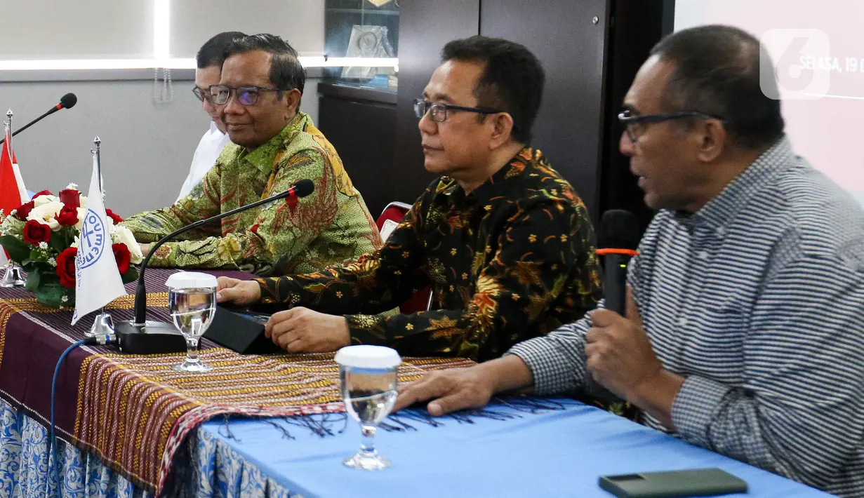 Belum diketahui apa yang dibahas dalam pertemuan yang digelar secara tertutup itu. (Liputan6.com/Herman Zakharia)