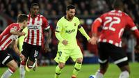 Barcelona menghadapi PSV Eindhoven pada laga kelima Grup B Liga Champions, di Philips stadion, Rabu (28/11/2018) malam waktu setempat. (AFP/John Thys)