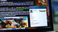 Para agen memberikan layanan personal chat pada calon pemain judi online (Liputan6.com/Balgoraszky Arsitide Marbun)