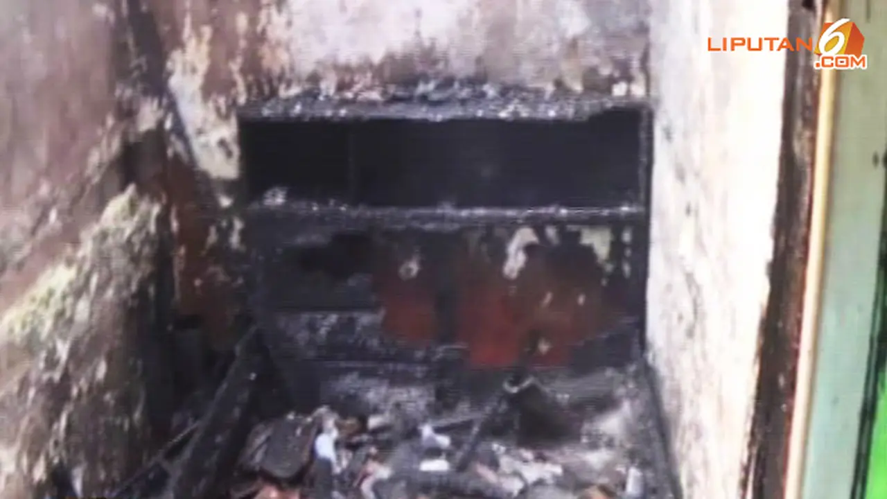 bakar-rumah-130902a.jpg
