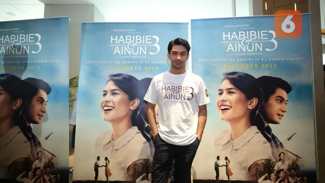 [Fimela] Reza Rahadian