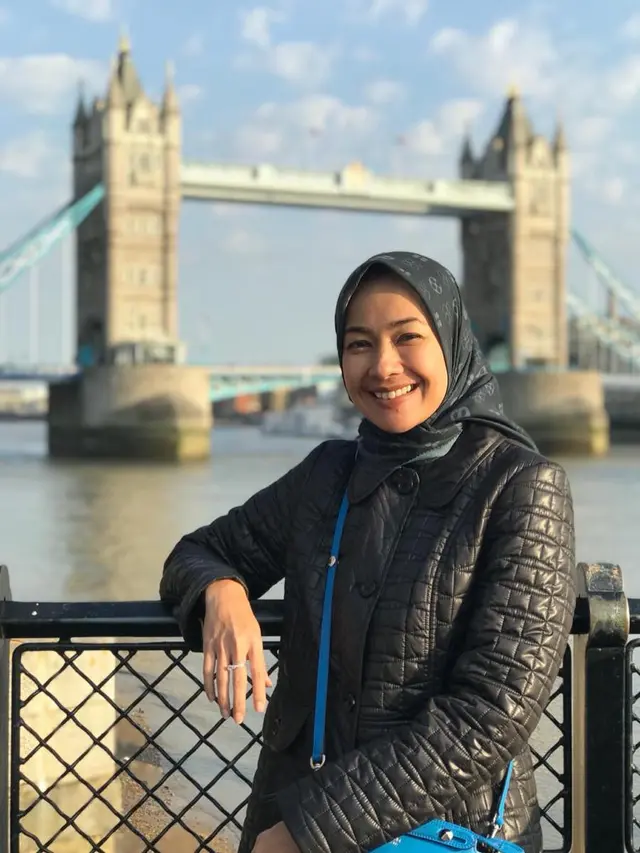 [Fimela] Alya Rohali dan Adjani