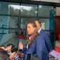 Anggota Exco PSSI, Vivin Cahyani saat memberi keterangan pasca pertemuan PSSI dengan Presiden FIFA Gianni Infantino di Kantor PSSI, GBK Arena, Senayan pada Selasa (18/10/2022). (Liputan6.com/Melinda Indrasari)