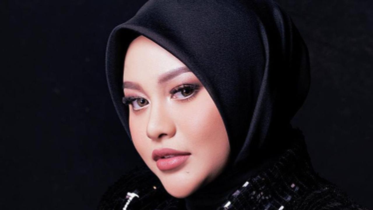 Kesuksesan Aurel Hermansyah di Shopee Live, Jual Lebih dari 16 Ribu Produk di Puncak Kampanye Shopee 9.9