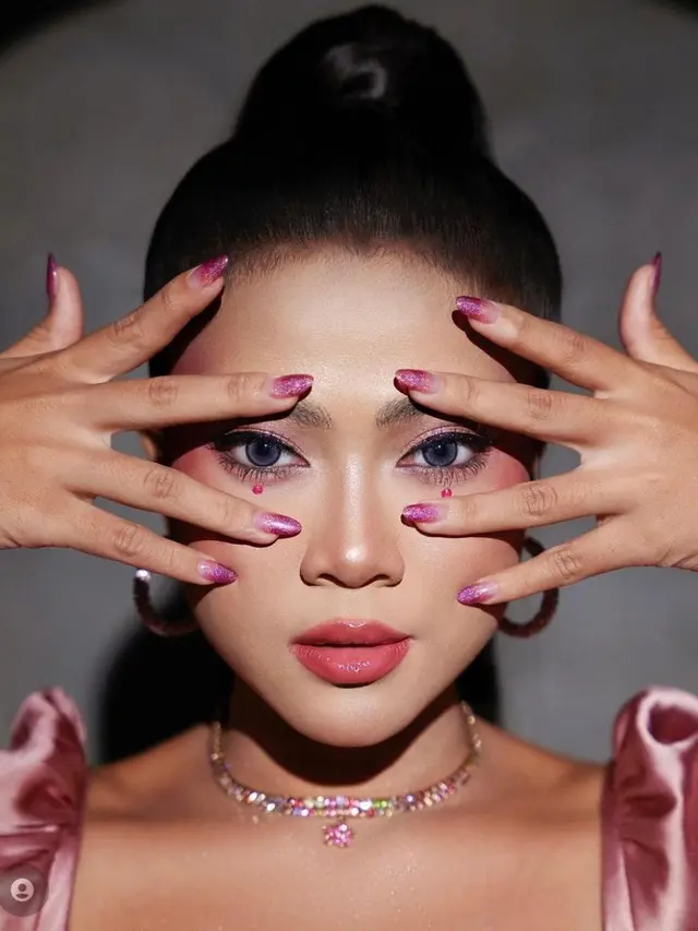 Potret selebgram Hanum Mega