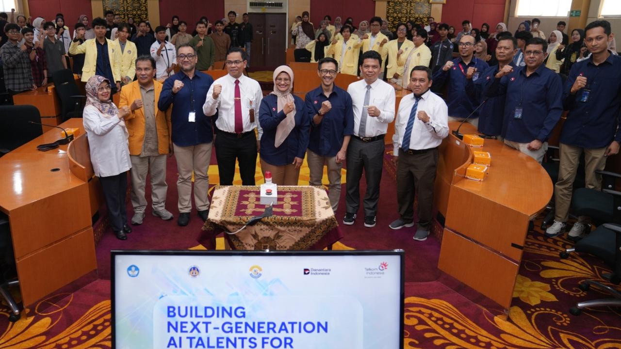 AI Campus Telkom Hadir di Universitas Negeri Padang, Siap Cetak Talenta Digital Terbaik