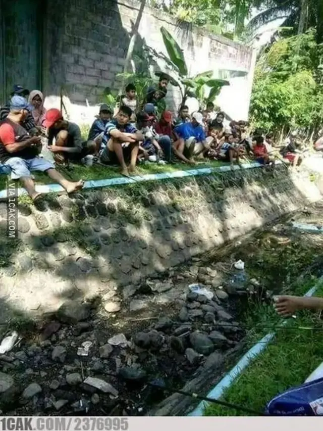 6 Potret Lokasi Mancing Ini Tidak Biasa, Bikin Tepuk Jidat
